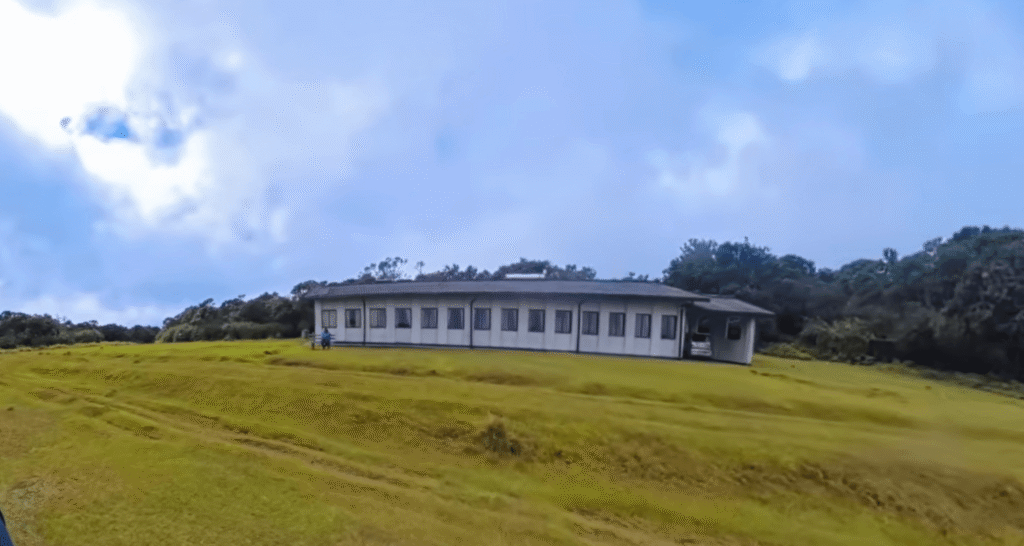 Mahaeliya Bungalow in grass land